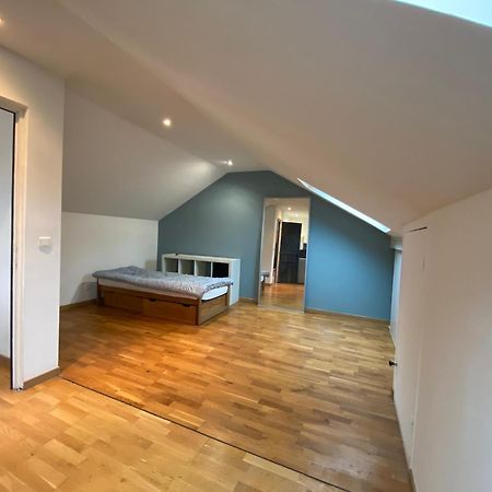 Une belle chambre au calme chez un compositeur de dessins animés Ormesson-sur-Marne Extérieur photo